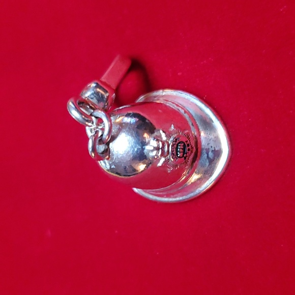 My Flat in London - Bobby Helmet - Charm - Brighton - MFIL - Picture 2 of 15